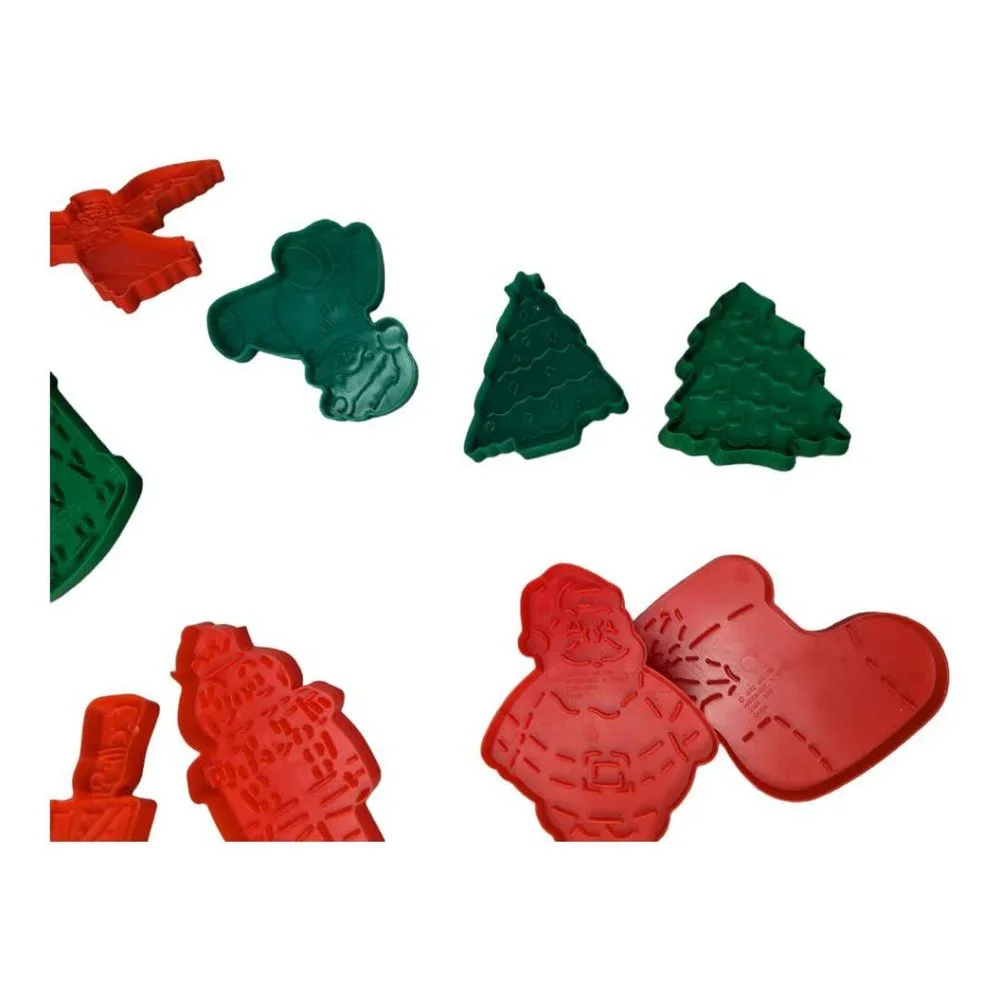 Vintage 1992 Wilton Red & Green Plastic Christmas Cookie Cutters- 20 Pieces